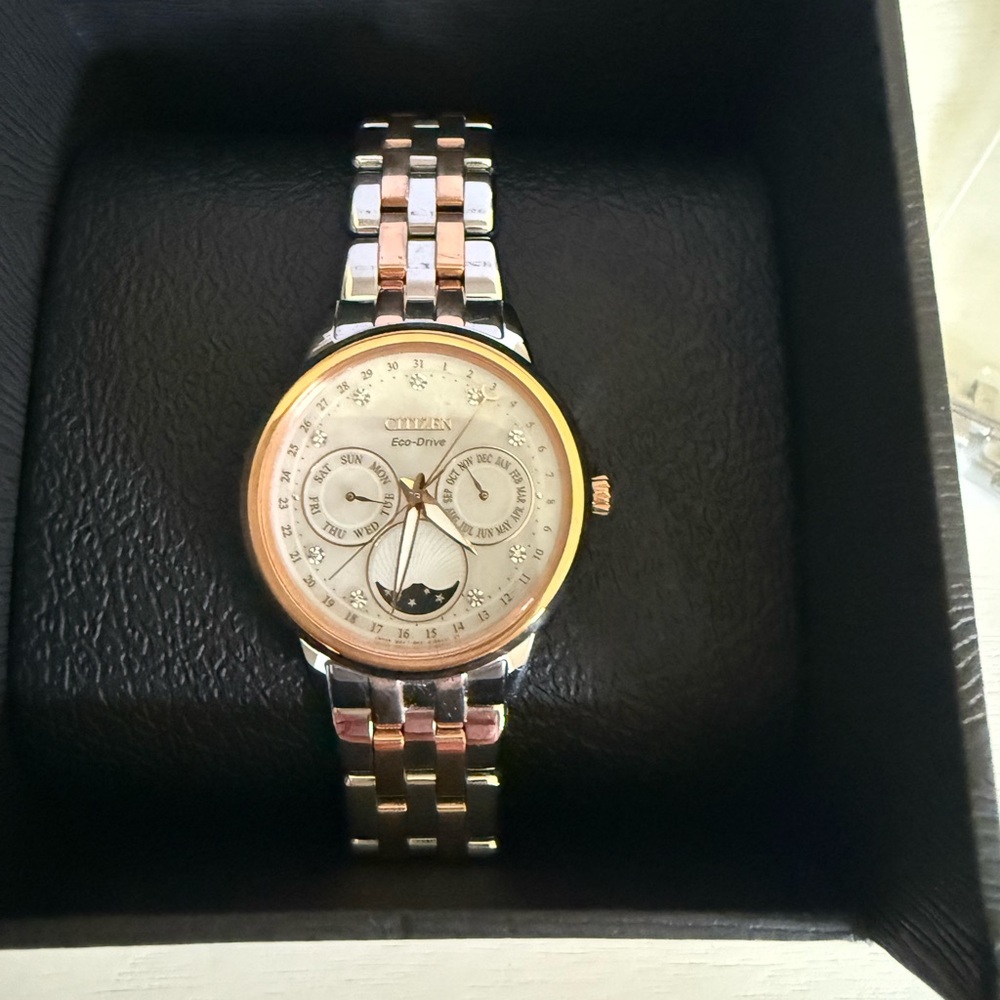 Citizen Eco-Drive Calendrier Diamond Two-Tone Chronograph Watch Mother of Pearl